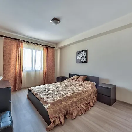 Likehome Amathusia Beach ليماسول